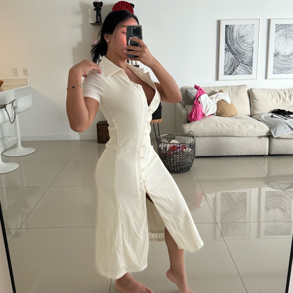 Elegant Cream Midi Dress